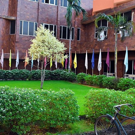 Hotel Triveni Balangir Exterior foto